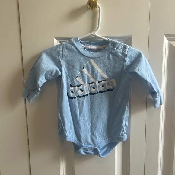 Adidas onesie size 6 months - Picture 1 of 4